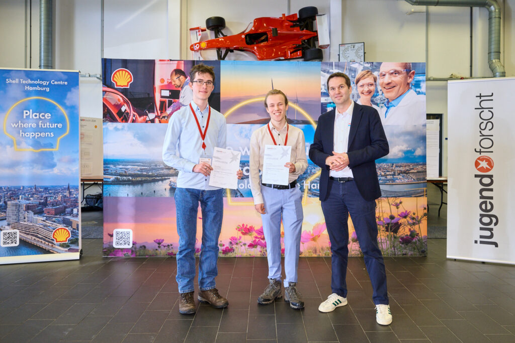 CTA-Schüler Gustav und Max entwickeln Software RAPTOR und belegen ersten Platz beim Regionalwettbewerb Jugend forscht.